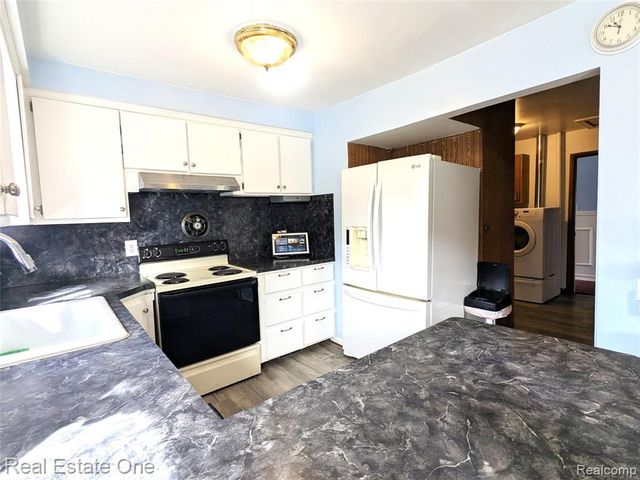 23106 Cunningham Avenue, Warren, MI 48091