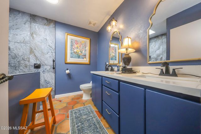 5057 E North Regency Circle, Tucson, AZ 85711