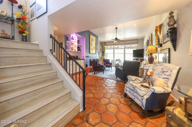 5057 E North Regency Circle, Tucson, AZ 85711