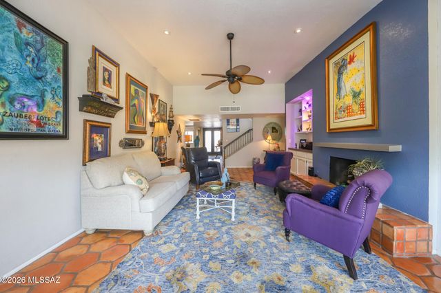 5057 E North Regency Circle, Tucson, AZ 85711