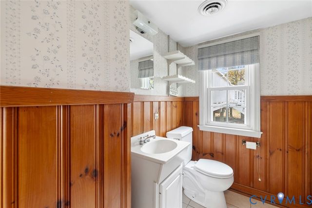 1610 Careybrook Dr, Henrico, VA 23238