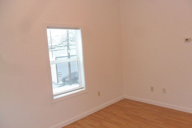 848 Waverly St 3, Framingham, MA 01702