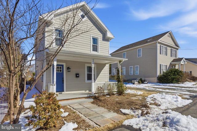 2231 N CULPEPER ST N, Arlington, VA 22207