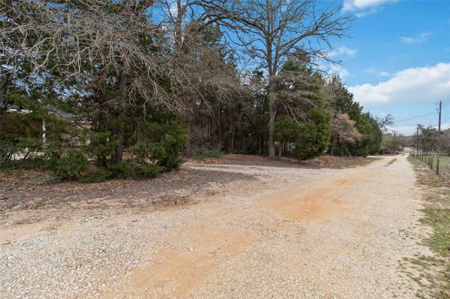 581 Highway 95 Highway S, Elgin, TX 78621