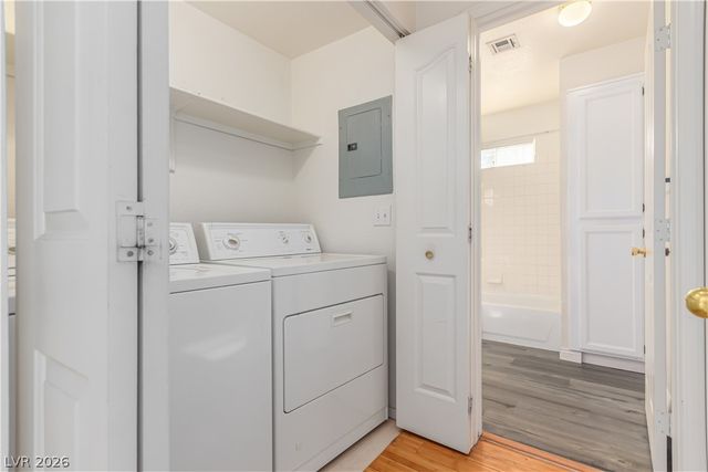 8452 Boseck Drive 217, Las Vegas, NV 89145