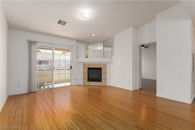 8452 Boseck Drive 217, Las Vegas, NV 89145