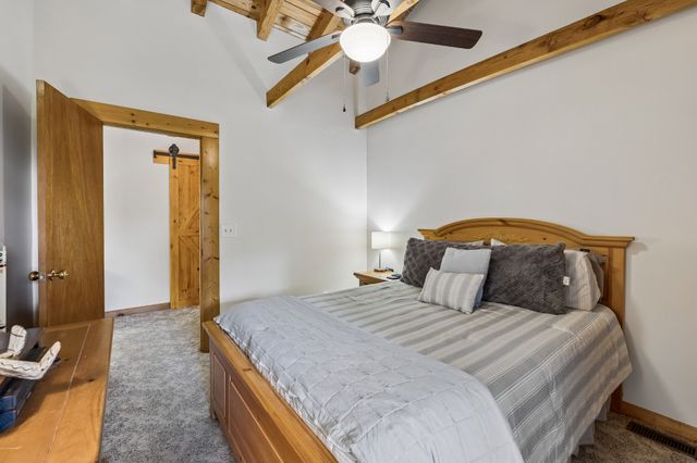 532 Cummings Ln, Cottontown, TN 37048