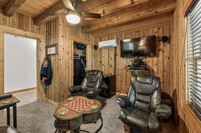 532 Cummings Ln, Cottontown, TN 37048