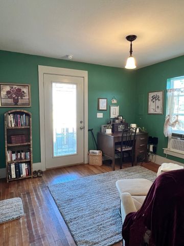 700 E Highland Avenue, Comanche, TX 76442