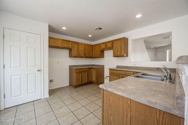 2836 Ancho Avenue, Las Cruces, NM 88007