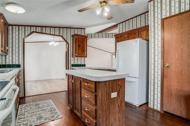 416 S Jefferson Street, Raymore, MO 64083