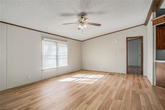 416 S Jefferson Street, Raymore, MO 64083