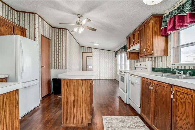 416 S Jefferson Street, Raymore, MO 64083