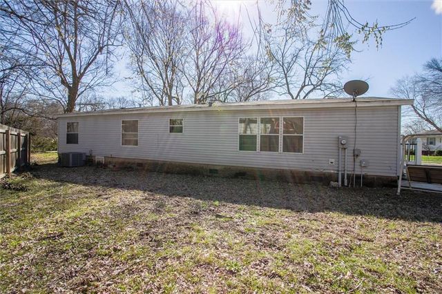 416 S Jefferson Street, Raymore, MO 64083