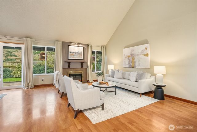 14203 NE 63rd Court, Redmond, WA 98052