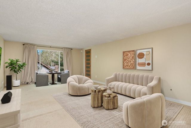 14203 NE 63rd Court, Redmond, WA 98052