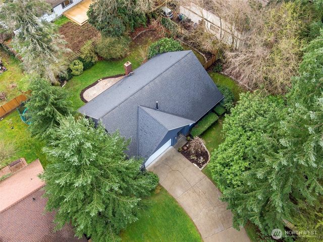14203 NE 63rd Court, Redmond, WA 98052