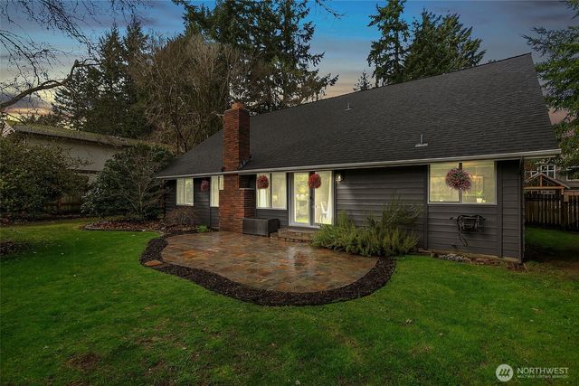 14203 NE 63rd Court, Redmond, WA 98052