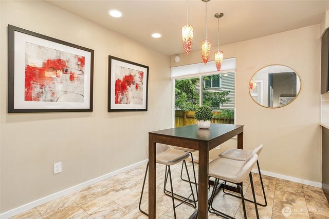 14203 NE 63rd Court, Redmond, WA 98052