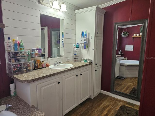 9172 QUIVIRA ROAD, Brooksville, FL 34613
