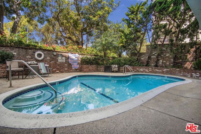 6150 Buckingham 311, Culver City, CA 90230