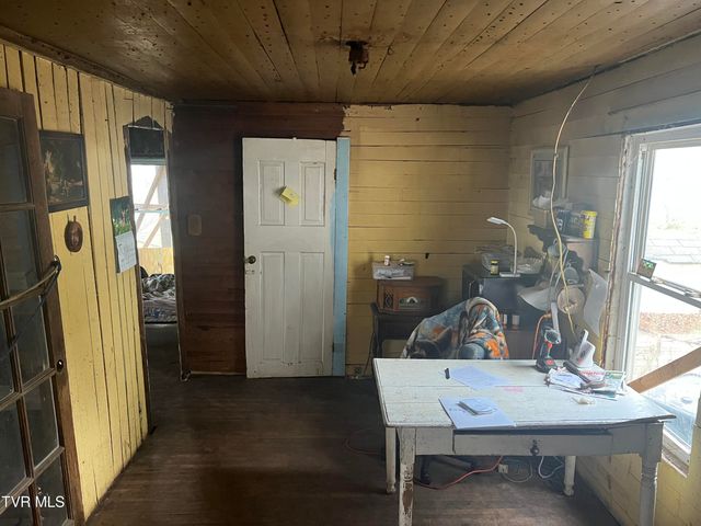 110 Fishpond Road, Chuckey, TN 37641