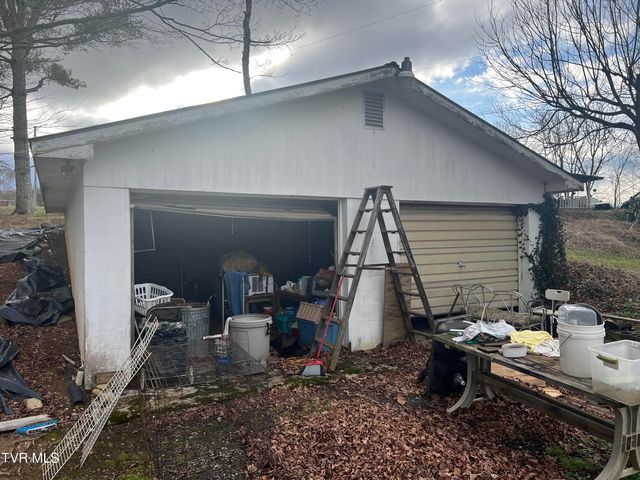 110 Fishpond Road, Chuckey, TN 37641