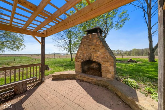 1198 S State Road 59, Rockville, IN 47872