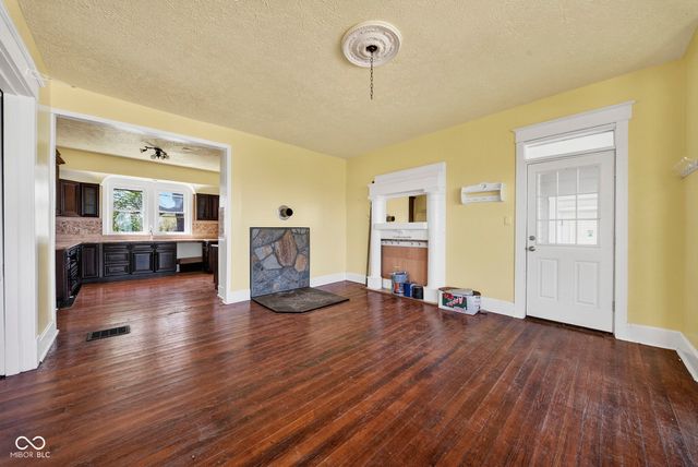 1198 S State Road 59, Rockville, IN 47872