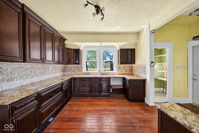1198 S State Road 59, Rockville, IN 47872