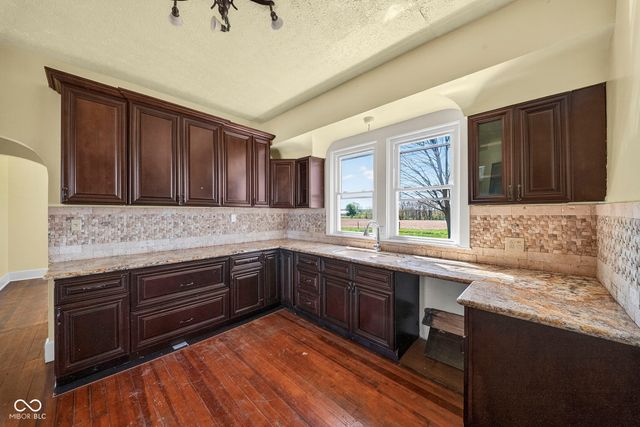 1198 S State Road 59, Rockville, IN 47872