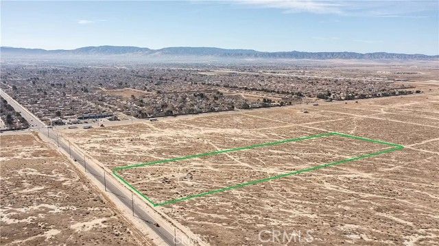 46135 10th St W, Lancaster, CA 93536