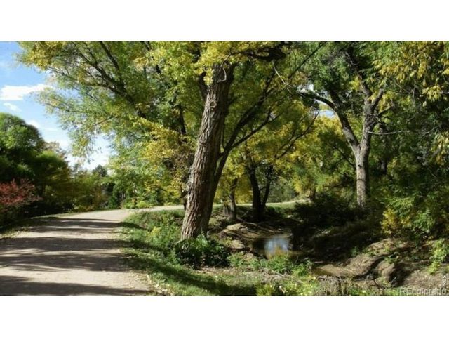 3148 E Maplewood Ave, Centennial, CO 80121