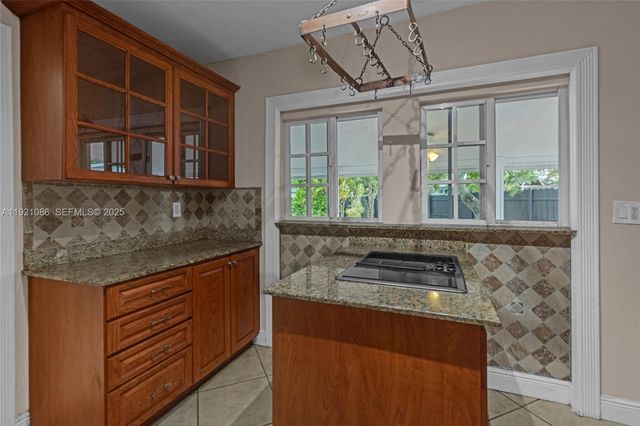 9400 SW 193rd Dr 9400, Cutler Bay, FL 33157