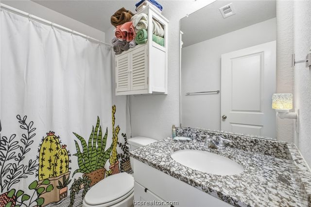 6001 Crest Bridge Court, Bryan, TX 77807