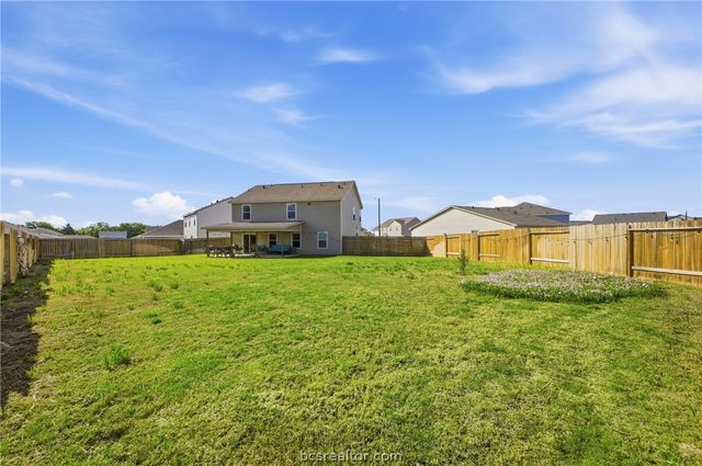6001 Crest Bridge Court, Bryan, TX 77807
