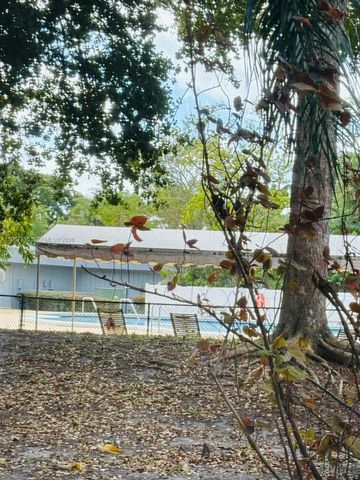 118 Royal Park Dr 1F, Oakland Park, FL 33309