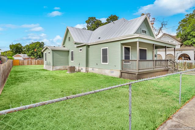 858 Steves Ave, San Antonio, TX 78210