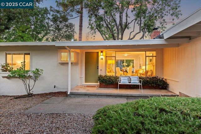 32 California Ave, Orinda, CA 94563