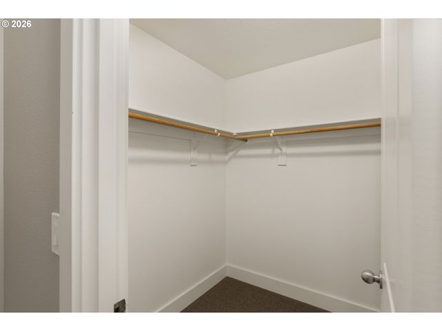 16327 Sw GEMSTONE Ct, Beaverton, OR 97007