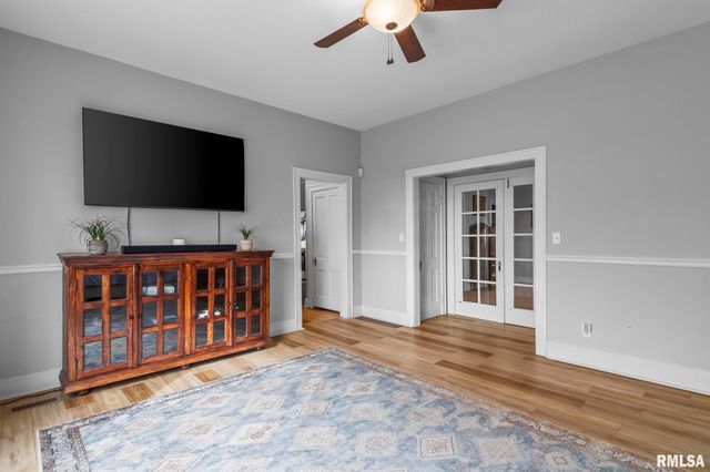 9343 PRAIRIE CREEK Road, New Berlin, IL 62670