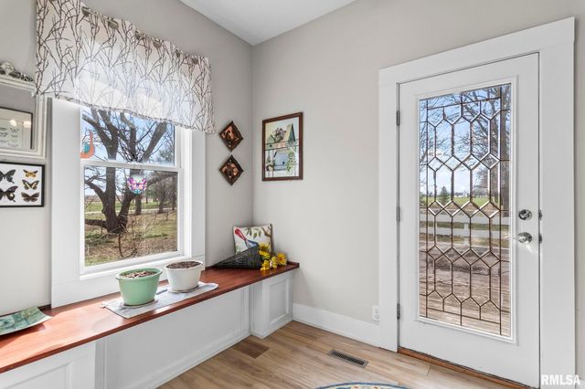 9343 PRAIRIE CREEK Road, New Berlin, IL 62670