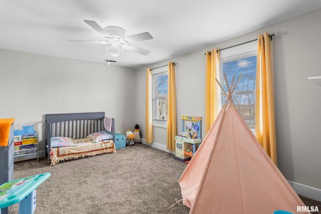 9343 PRAIRIE CREEK Road, New Berlin, IL 62670