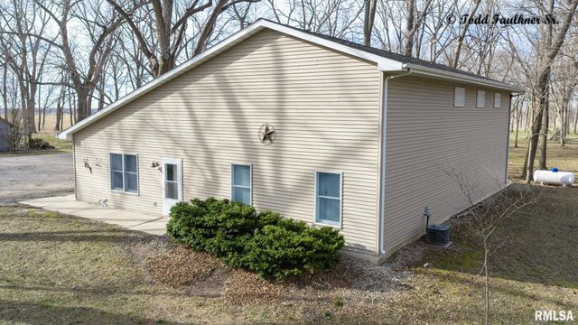 9343 PRAIRIE CREEK Road, New Berlin, IL 62670