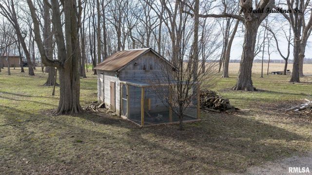 9343 PRAIRIE CREEK Road, New Berlin, IL 62670