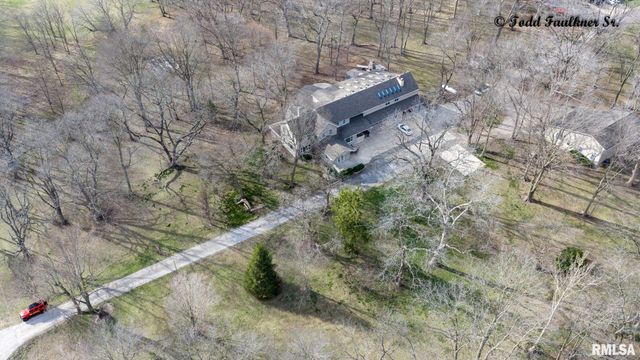 9343 PRAIRIE CREEK Road, New Berlin, IL 62670