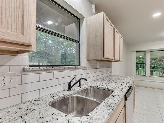 8416 Huckleberry Road, Edmond, OK 73034