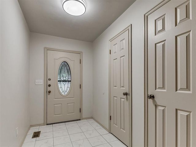 8416 Huckleberry Road, Edmond, OK 73034