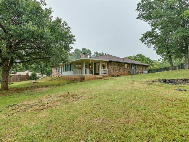 8416 Huckleberry Road, Edmond, OK 73034
