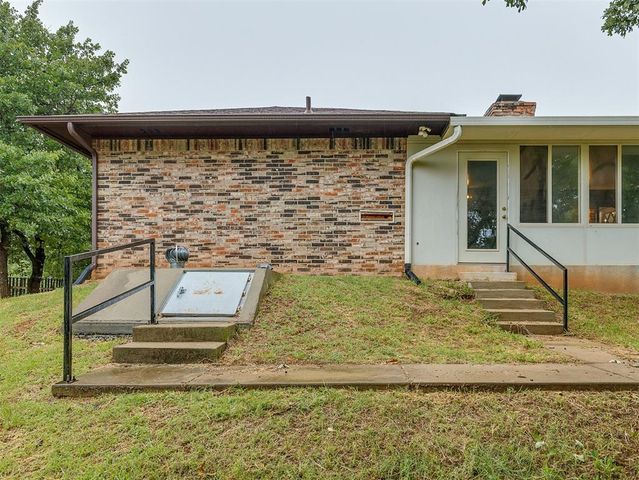 8416 Huckleberry Road, Edmond, OK 73034
